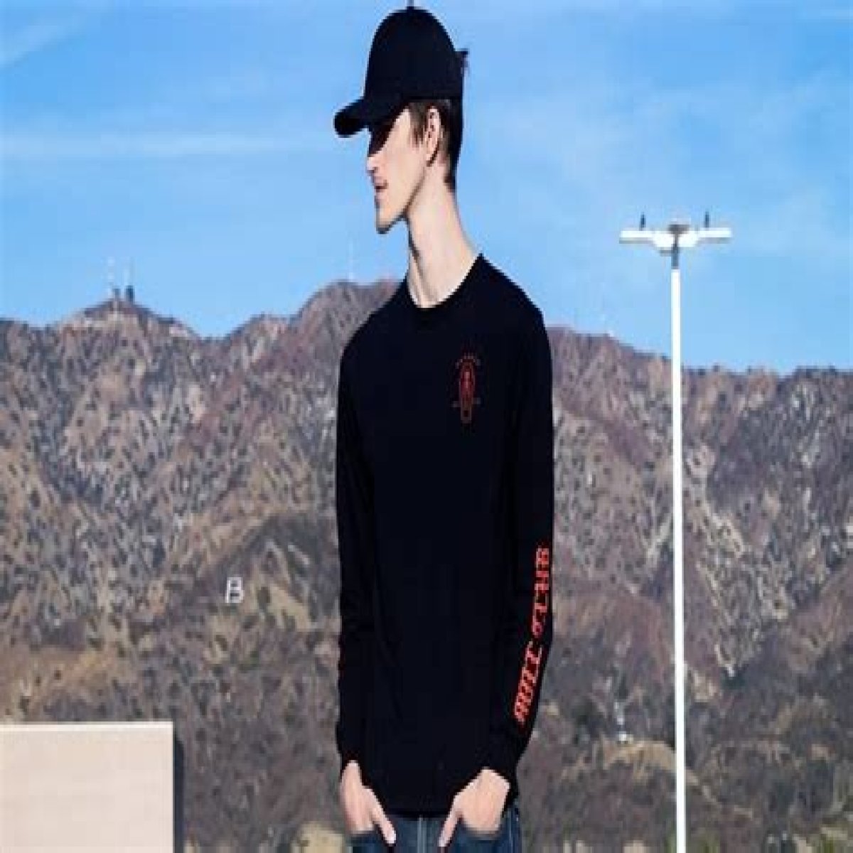 HTML